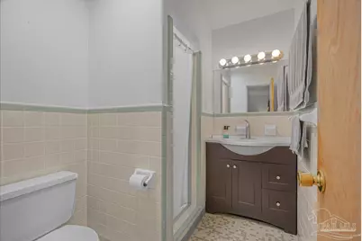 6209 E Shore Dr, Pensacola, FL 32505 - Photo 26