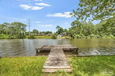 6209 E Shore Dr, Pensacola, FL 32505 - Photo 38