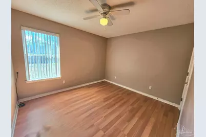 6000 Yellow Rose Dr, Pensacola, FL 32526 - Photo 14