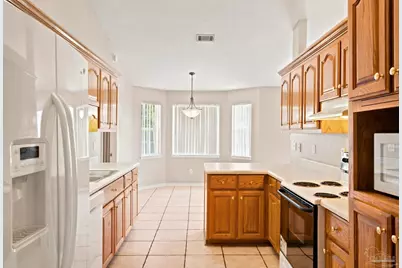 6000 Yellow Rose Dr, Pensacola, FL 32526 - Photo 12