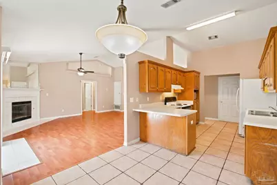 6000 Yellow Rose Dr, Pensacola, FL 32526 - Photo 10