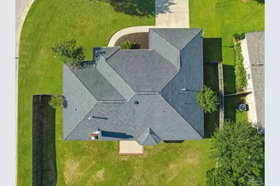 6000 Yellow Rose Dr, Pensacola, FL 32526 - Photo 2