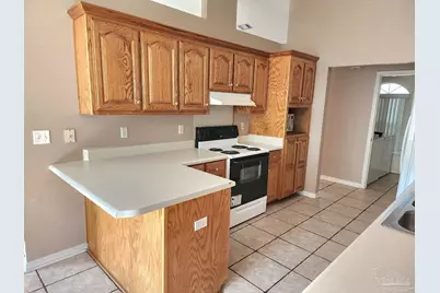 6000 Yellow Rose Dr, Pensacola, FL 32526 - Photo 6