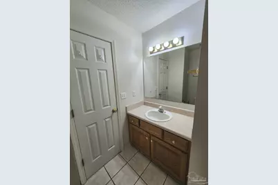6000 Yellow Rose Dr, Pensacola, FL 32526 - Photo 16