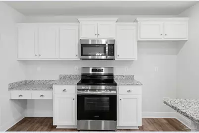 5176 Emmaline Ln, Milton, FL 32570 - Photo 14