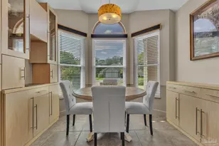 921 Shalimar Point Dr, Shalimar, FL 32579 - Photo 2