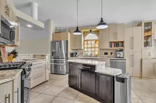 921 Shalimar Point Dr, Shalimar, FL 32579 - Photo 6