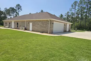 5801 San Blas St, Milton, FL 32583 - Photo 4