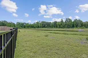 906 Windhill Dr, Cantonment, FL 32533 - Photo 6