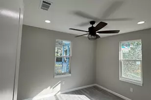 1114 N Q St, Pensacola, FL 32505 - Photo 10