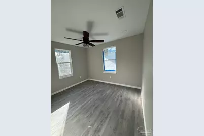 1114 N Q St, Pensacola, FL 32505 - Photo 14