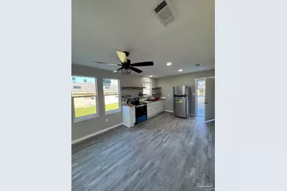 1114 N Q St, Pensacola, FL 32505 - Photo 8
