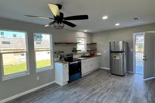 1114 N Q St, Pensacola, FL 32505 - Photo 8