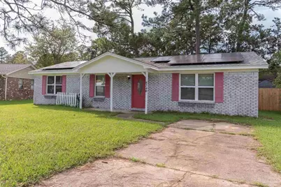 8240 Tempest Dr, Pensacola, FL 32506 - Photo 2
