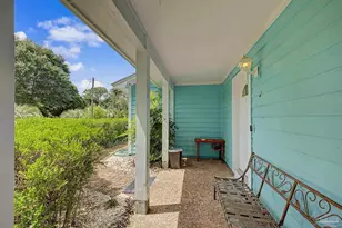 1166 Eula St, Gulf Breeze, FL 32563 - Photo 4