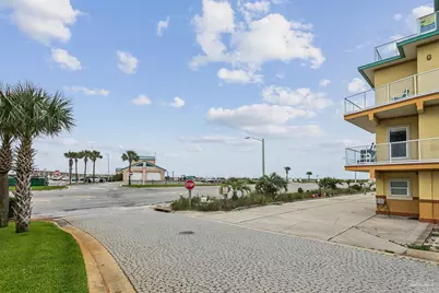 72 Ft Pickens Rd, Pensacola Beach, FL 32561 - Photo 38