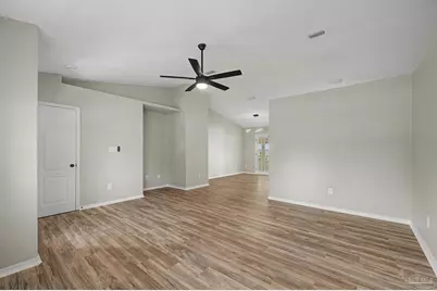 4360 Marilyn Ct, Gulf Breeze, FL 32563 - Photo 6