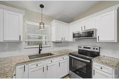 4360 Marilyn Ct, Gulf Breeze, FL 32563 - Photo 16