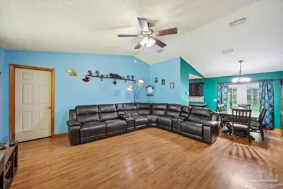 6280 Mohawk Trl, Milton, FL 32583 - Photo 4