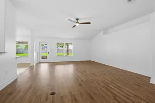 2430 Cove Rd, Navarre, FL 32566 - Photo 20
