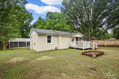 671 Georgia St, Crestview, FL 32536 - Photo 2