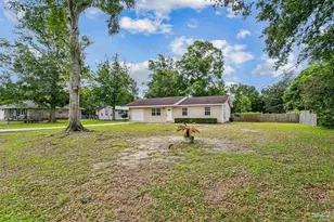 4071 Diamond St, Pace, FL 32571 - Photo 2