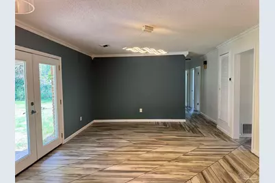 8108 Ridgefield Rd, Pensacola, FL 32514 - Photo 32