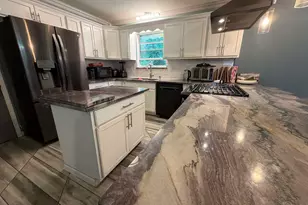 8108 Ridgefield Rd, Pensacola, FL 32514 - Photo 20