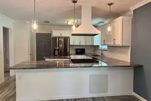 8108 Ridgefield Rd, Pensacola, FL 32514 - Photo 30