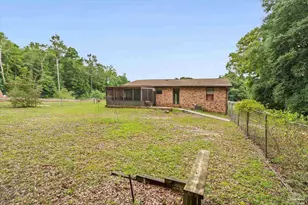 6201 Silver Oak Dr, Milton, FL 32570 - Photo 16