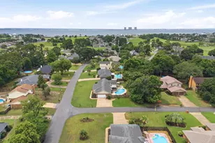 1305 Calcutta Dr, Gulf Breeze, FL 32563 - Photo 46