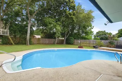 1305 Calcutta Dr, Gulf Breeze, FL 32563 - Photo 38