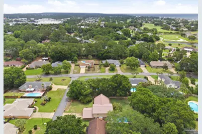 1305 Calcutta Dr, Gulf Breeze, FL 32563 - Photo 48