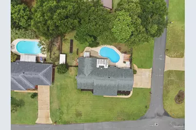 1305 Calcutta Dr, Gulf Breeze, FL 32563 - Photo 52