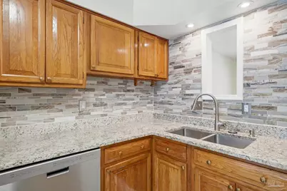 1305 Calcutta Dr, Gulf Breeze, FL 32563 - Photo 12
