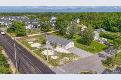 13690 Innerarity Pt Rd, Pensacola, FL 32507 - Photo 20