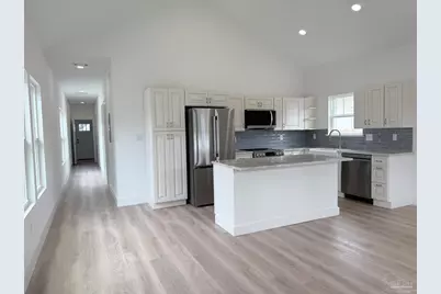 1901 N Davis Hwy, Pensacola, FL 32503 - Photo 4