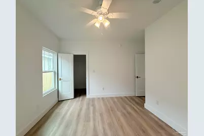 1901 N Davis Hwy, Pensacola, FL 32503 - Photo 12