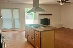 211 Cordoba St, Gulf Breeze, FL 32561 - Photo 6