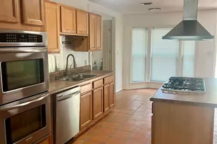 211 Cordoba St, Gulf Breeze, FL 32561 - Photo 4