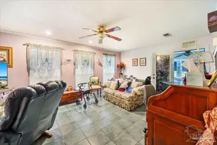 5411 Pond View Dr, Milton, FL 32570 - Photo 10