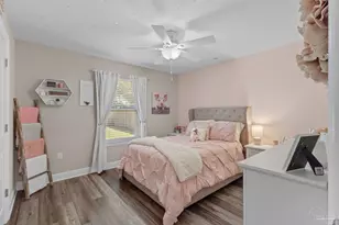 9073 E River Dr, Navarre, FL 32566 - Photo 20