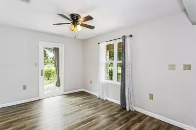 2182 Calle De Cantabria, Navarre, FL 32566 - Photo 18