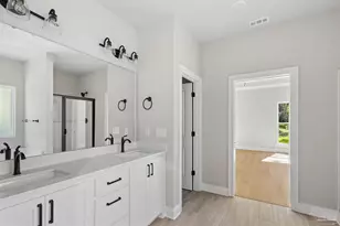 4298 Watkins St, Pace, FL 32571 - Photo 18