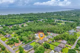 3613 Berkley Ln, Gulf Breeze, FL 32563 - Photo 54