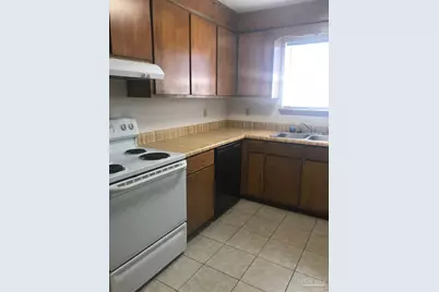932 E Johnson Ave, Pensacola, FL 32514 - Photo 16