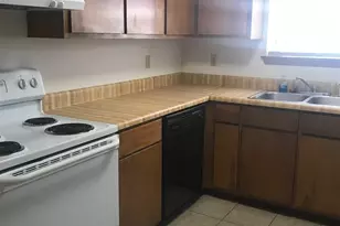932 E Johnson Ave, Pensacola, FL 32514 - Photo 16