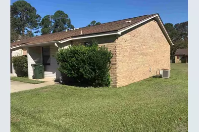 932 E Johnson Ave, Pensacola, FL 32514 - Photo 2