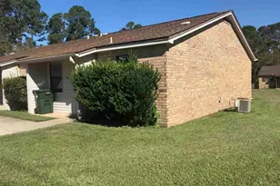 932 E Johnson Ave, Pensacola, FL 32514 - Photo 2