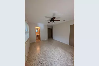 623 Edgecliff Dr, Pensacola, FL 32506 - Photo 4